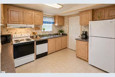 215 W Roosevelt Drive, Anderson, SC 29626 - Photo 40
