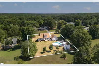 307 Country Glen, Pelzer, SC 29669 - Photo 2