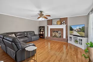 307 Country Glen, Pelzer, SC 29669 - Photo 4