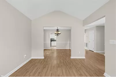 6 Stapleford Park, Greenville, SC 29607 - Photo 4