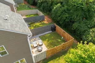 135 Lilywood Ct, Simpsonville, SC 29681 - Photo 6