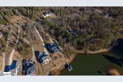 378 Abercrombie Pointe, Greenwood, SC 29620 - Photo 4