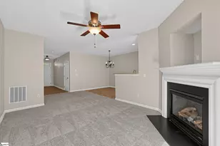 401 Woodbark Ct, Mauldin, SC 29662 - Photo 4