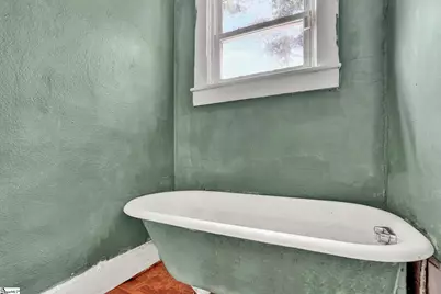 526 Perry Avenue, Greenville, SC 29611 - Photo 22
