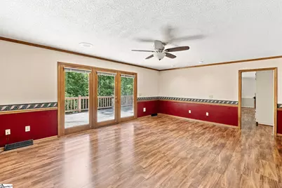 205 Hillpine Drive, Simpsonville, SC 29681 - Photo 4