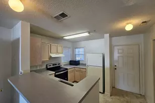 182 University Village Dr, Central, SC 29630 - Photo 4