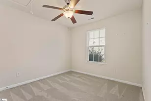 567 Shoreline Blvd, Boiling Springs, SC 29316 - Photo 16