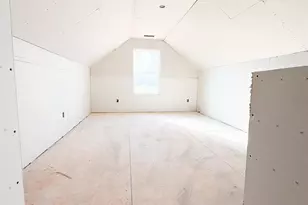 84 Henderson Rd, Gray Court, SC 29645 - Photo 4