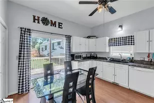 15 Humbert St, Seneca, SC 29678 - Photo 4