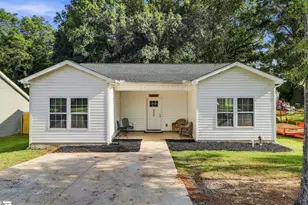 313 Saluda St, Belton, SC 29627 - Photo 1