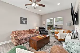 313 Saluda St, Belton, SC 29627 - Photo 8