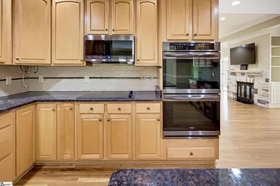 301 Glen Meadows Drive, Simpsonville, SC 29680 - Photo 22