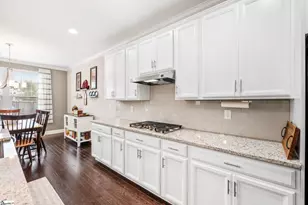 709 St Laurent Wy, Simpsonville, SC 29681 - Photo 10