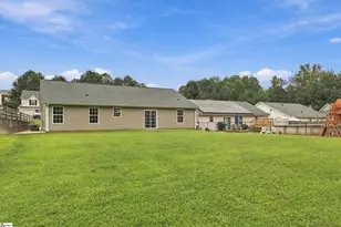 270 Chateau St, Boiling Springs, SC 29316 - Photo 28