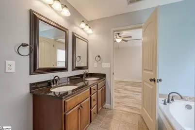 560 Semillon Lane, Moore, SC 29369 - Photo 32