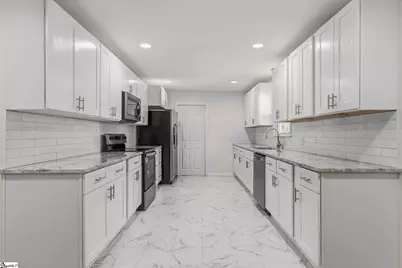 206 Lions Club Road, Greenville, SC 29617 - Photo 14