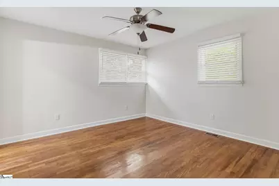 206 Lions Club Road, Greenville, SC 29617 - Photo 32