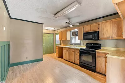 965 Garrison Road, Pelzer, SC 29669 - Photo 6
