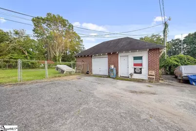1011 W Poinsett Street, Greer, SC 29650 - Photo 34