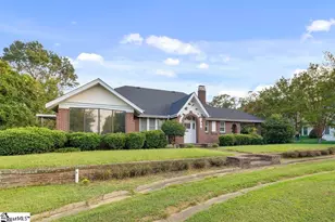1011 W Poinsett St, Greer, SC 29650 - Photo 2