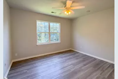 200 Stillwater Court, Simpsonville, SC 29681 - Photo 4