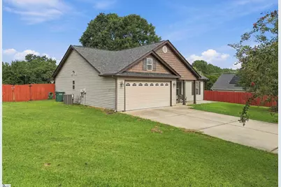 146 Gibbs Road, Wellford, SC 29385 - Photo 2