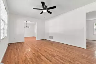 105 Vicksburg Ct, Simpsonville, SC 29681 - Photo 4