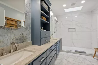 310 Ashford Avenue, Greenville, SC 29609 - Photo 10