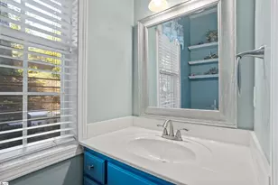 310 Ashford Ave, Greenville, SC 29609 - Photo 16