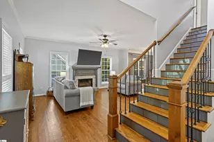 310 Ashford Ave, Greenville, SC 29609 - Photo 4