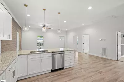 44 4th Avenue, Greenville, SC 29611 - Photo 20