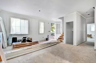 15 Meadow Crest Cir, Greenville, SC 29609 - Photo 4
