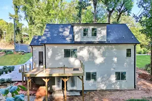 15 Meadow Crest Cir, Greenville, SC 29609 - Photo 2