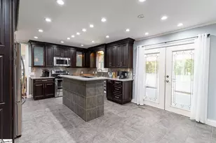 201 Knollview Dr, Greenville, SC 29611 - Photo 26