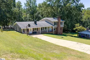 201 Knollview Dr, Greenville, SC 29611 - Photo 2
