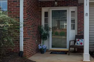 11 Hillside Glen Dr, Greer, SC 29650 - Photo 2