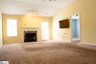 11 Hillside Glen Dr, Greer, SC 29650 - Photo 2