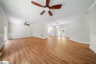 107 Buttercup Ct, Westminster, SC 29693 - Photo 8