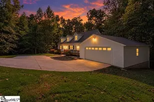 107 Buttercup Ct, Westminster, SC 29693 - Photo 2