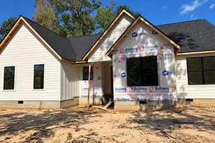 1048 Goodjoin Rd, Campobello, SC 29332 - Photo 1