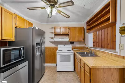 2706 Whitehall Avenue, Anderson, SC 29621 - Photo 6