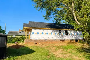 225 Sunny St, Spartanburg, SC 29306 - Photo 6