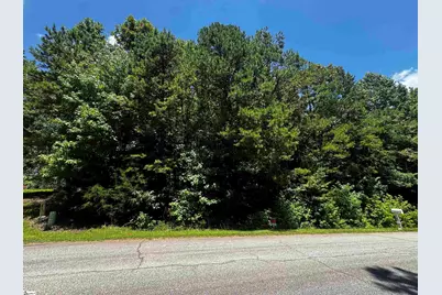110 Peninsula Drive, Laurens, SC 29360 - Photo 1