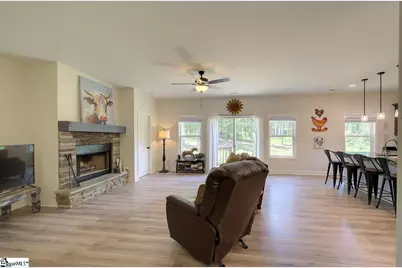 54 Lakeview Road, Fountain Inn, SC 29644 - Photo 16