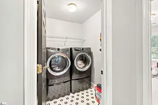 111 Fuller St, Greenville, SC 29605 - Photo 26