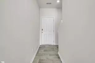322 Sea Isle Pl, Greer, SC 29561 - Photo 4