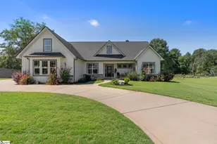 17 Joan Dr, Taylors, SC 29687 - Photo 1