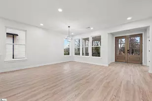 323 Hunts Bridge Rd, Greenville, SC 29617 - Photo 4