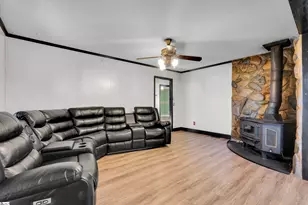 619 Foster Rd, Williamston, SC 29697 - Photo 6