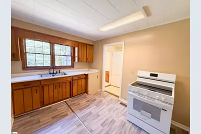 372 Oliver Street, Spartanburg, SC 29303 - Photo 2